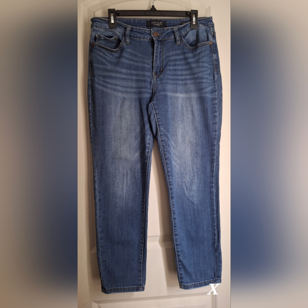 Judy Blue Indigo Denim Women's Jeans Relaxed Fit Sz 31 Boho Casual Travel Office